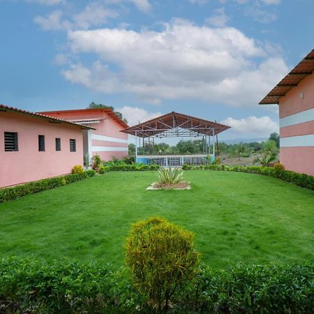 Mahalakshmi Agro Tourism Hotel Poinad Luaran gambar
