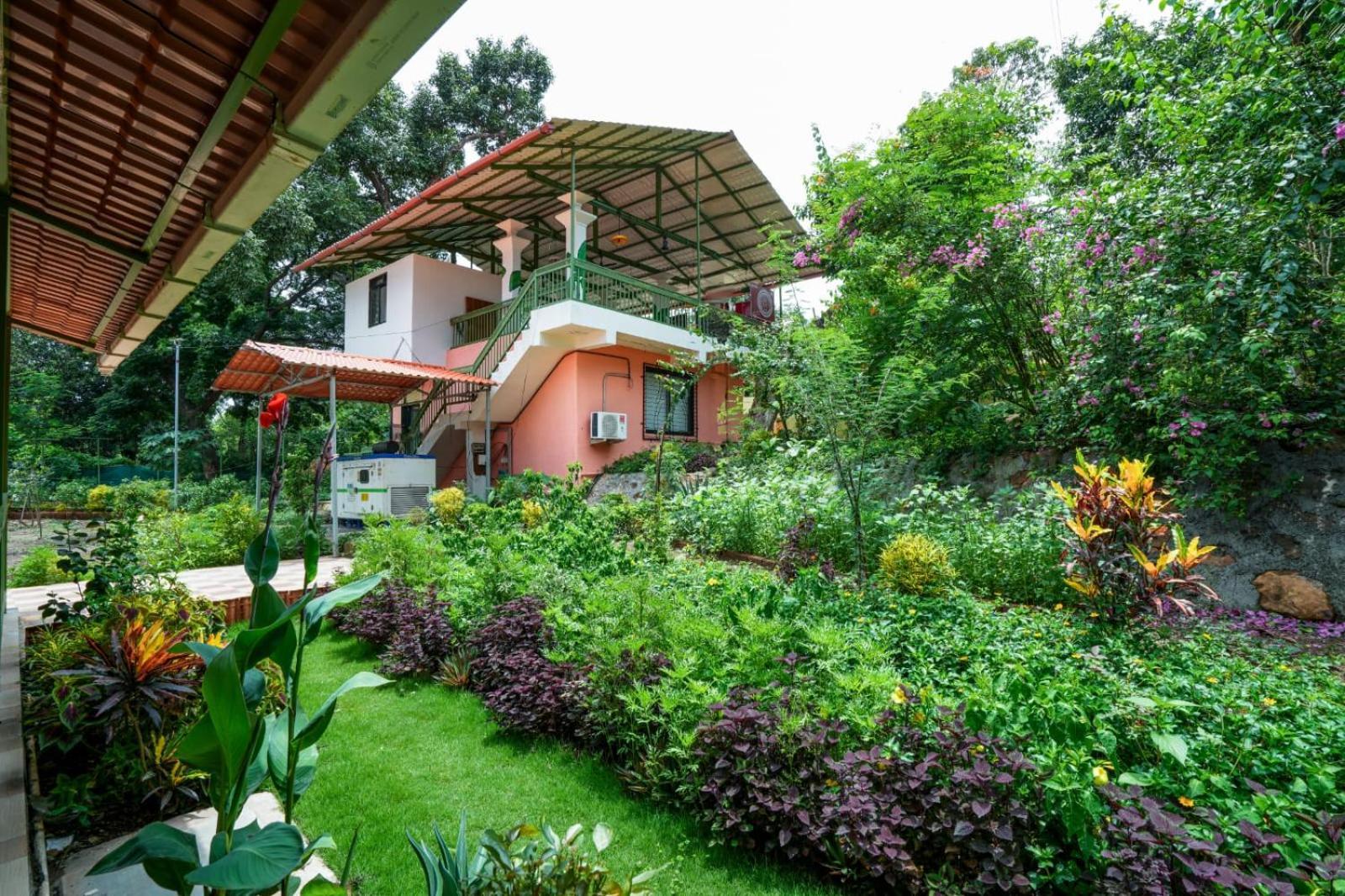 Mahalakshmi Agro Tourism Hotel Poinad Luaran gambar
